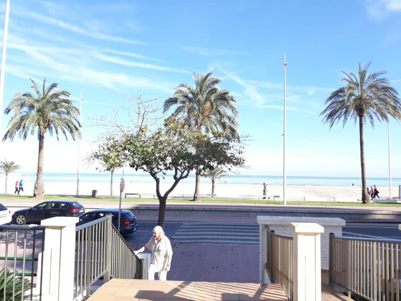 Infante Primera Linea Gandia Playa Solo Familias Playa de Gandia Екстериор снимка