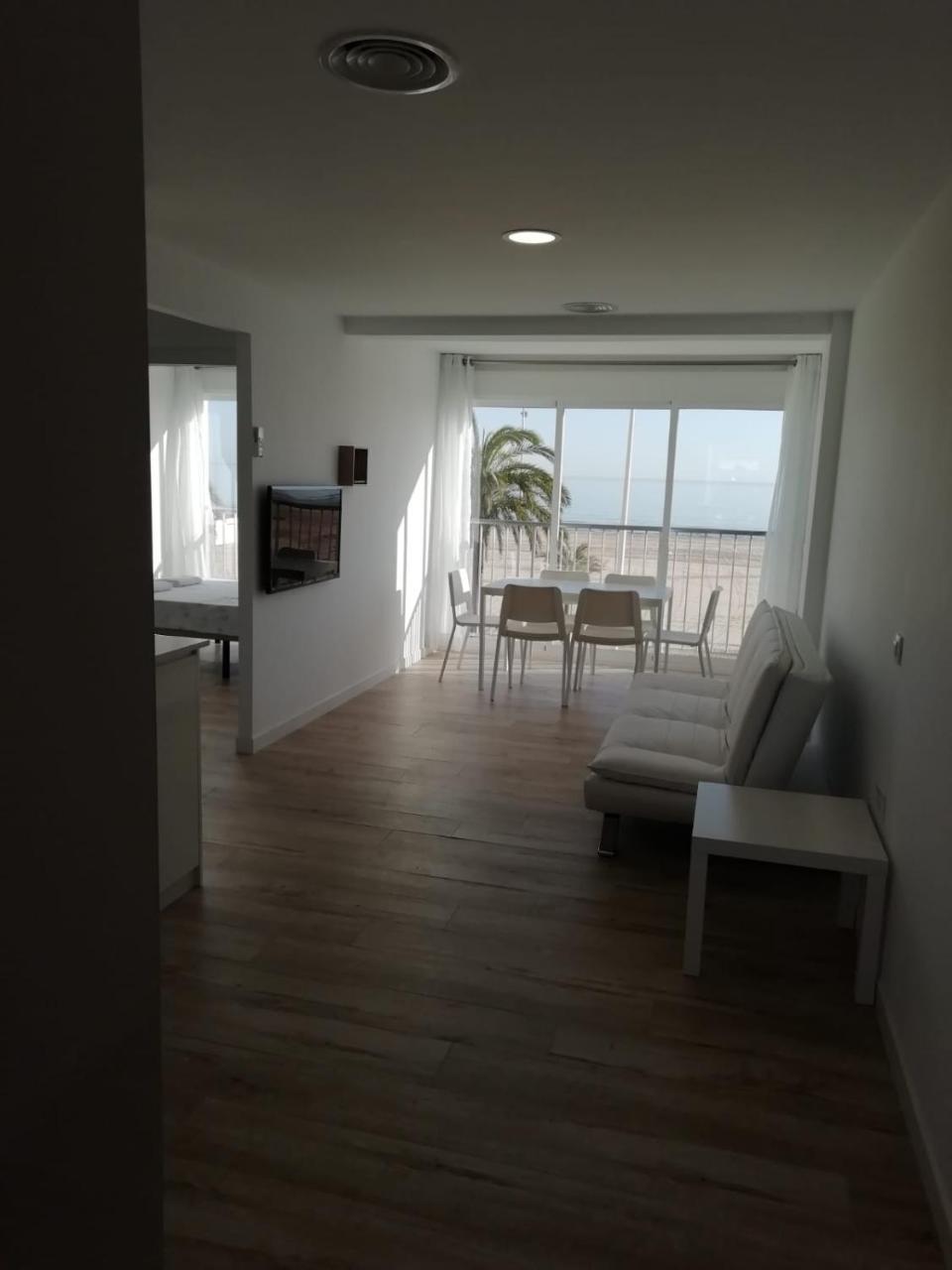 Infante Primera Linea Gandia Playa Solo Familias Playa de Gandia Екстериор снимка